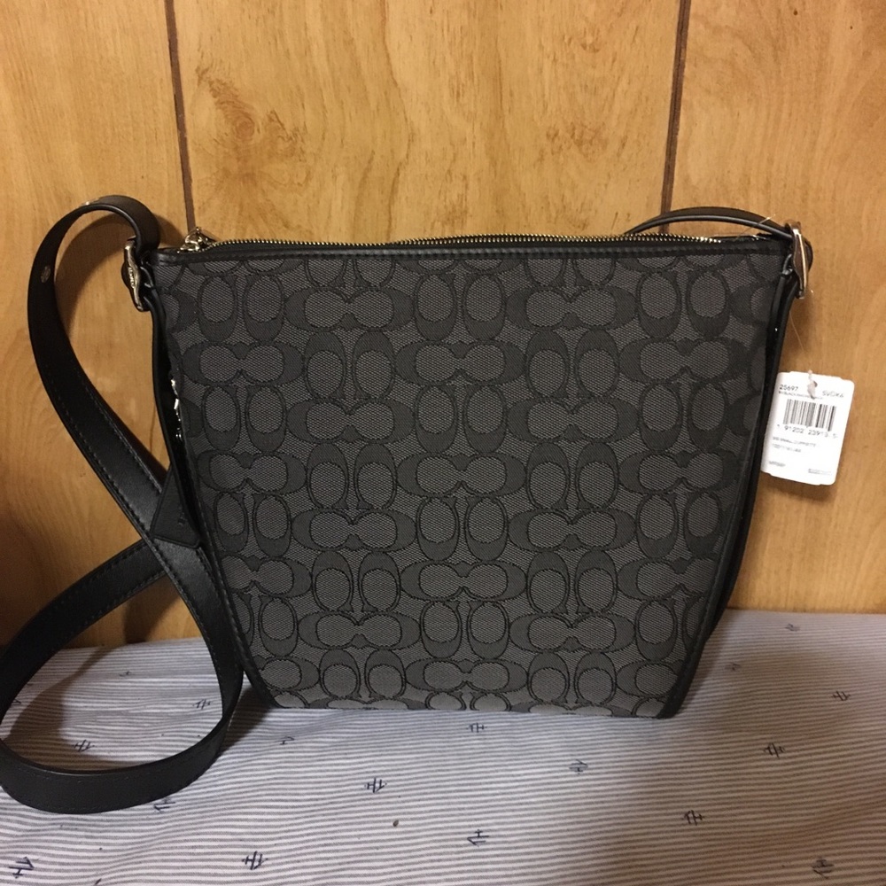 Coach crossbody - Picture 3 of 9